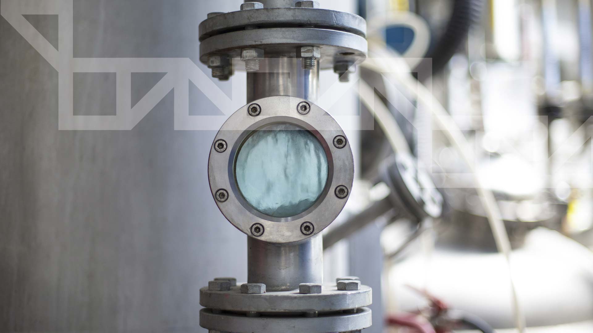 <h3 style="text-align: center; font-weight: 100;">Nell’impianto di Landriano<br />
rigeneriamo almeno l’81%<br />
delle materie prime e dei reflui trattati</h3>
<p>&nbsp;</p>
